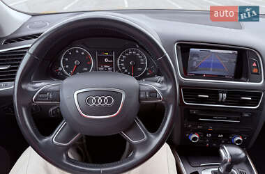 Внедорожник / Кроссовер Audi Q5 2016 в 