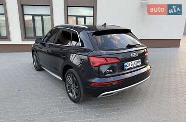 Позашляховик / Кросовер Audi Q5 2017 в 
