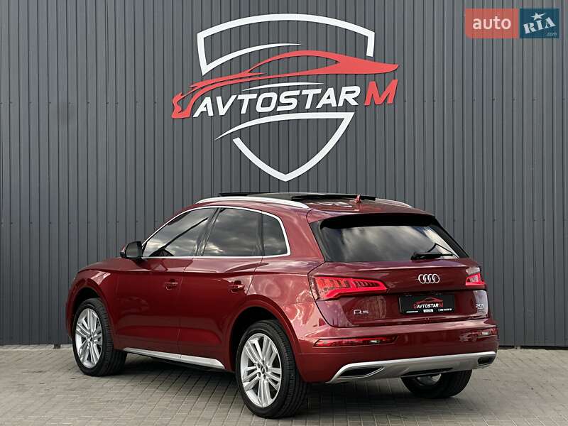 Позашляховик / Кросовер Audi Q5 2017 в Мукачевому