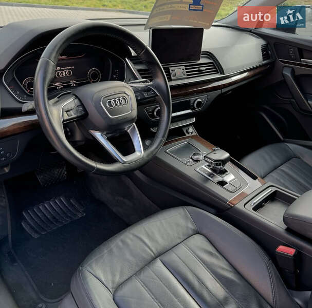 Внедорожник / Кроссовер Audi Q5 2017 в Виннице