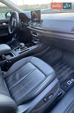 Внедорожник / Кроссовер Audi Q5 2020 в 