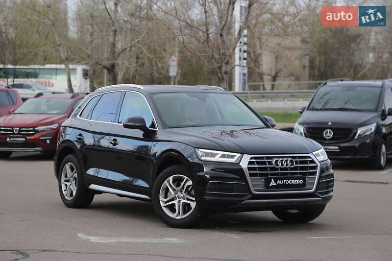 Внедорожник / Кроссовер Audi Q5 2019 в 