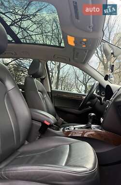 Внедорожник / Кроссовер Audi Q5 2015 в 