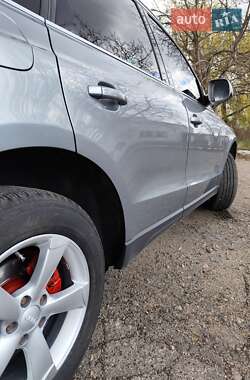 Внедорожник / Кроссовер Audi Q5 2011 в 