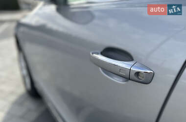 Внедорожник / Кроссовер Audi Q5 2016 в 