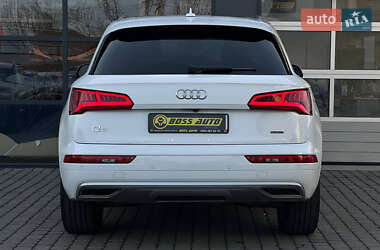 Внедорожник / Кроссовер Audi Q5 2019 в 