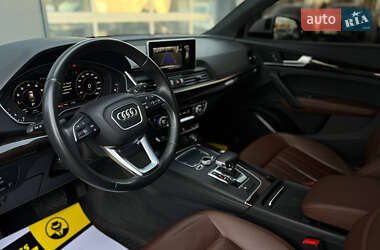 Внедорожник / Кроссовер Audi Q5 2019 в 