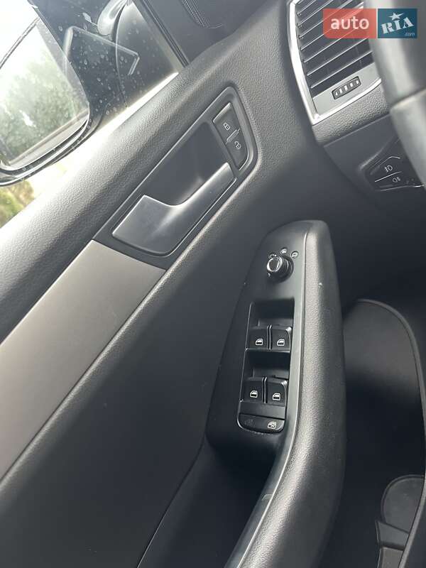 Позашляховик / Кросовер Audi Q5 2010 в Самборі