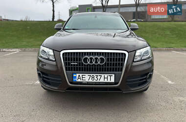 Внедорожник / Кроссовер Audi Q5 2011 в 