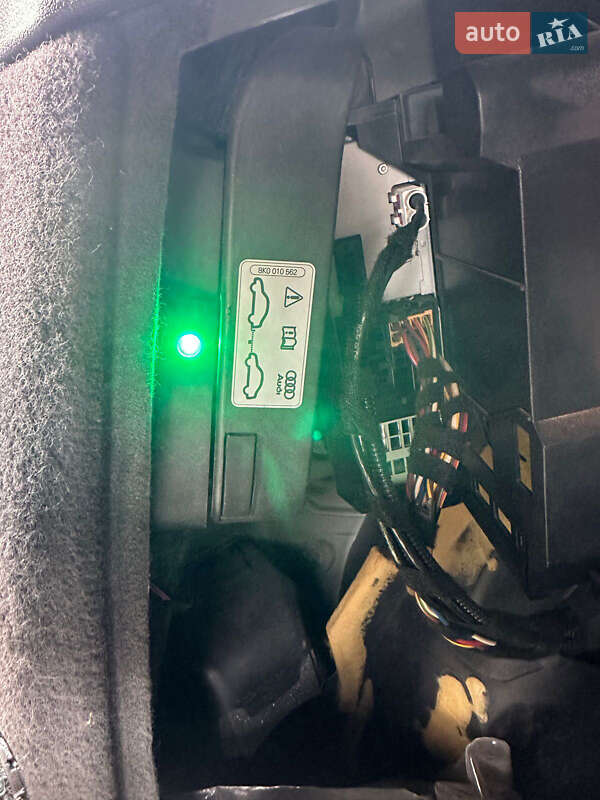 Внедорожник / Кроссовер Audi Q5 2011 в Кривом Роге