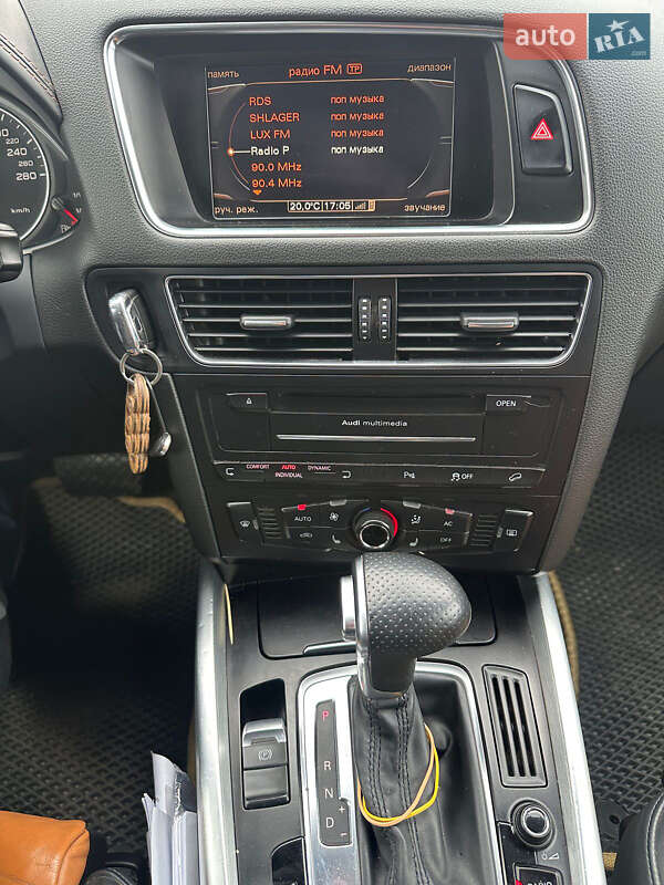 Внедорожник / Кроссовер Audi Q5 2011 в Кривом Роге