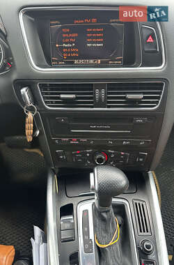 Внедорожник / Кроссовер Audi Q5 2011 в 