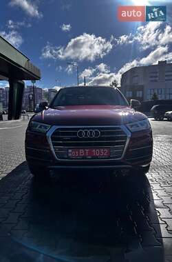 Внедорожник / Кроссовер Audi Q5 2017 в Луцке