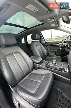 Внедорожник / Кроссовер Audi Q5 2018 в 