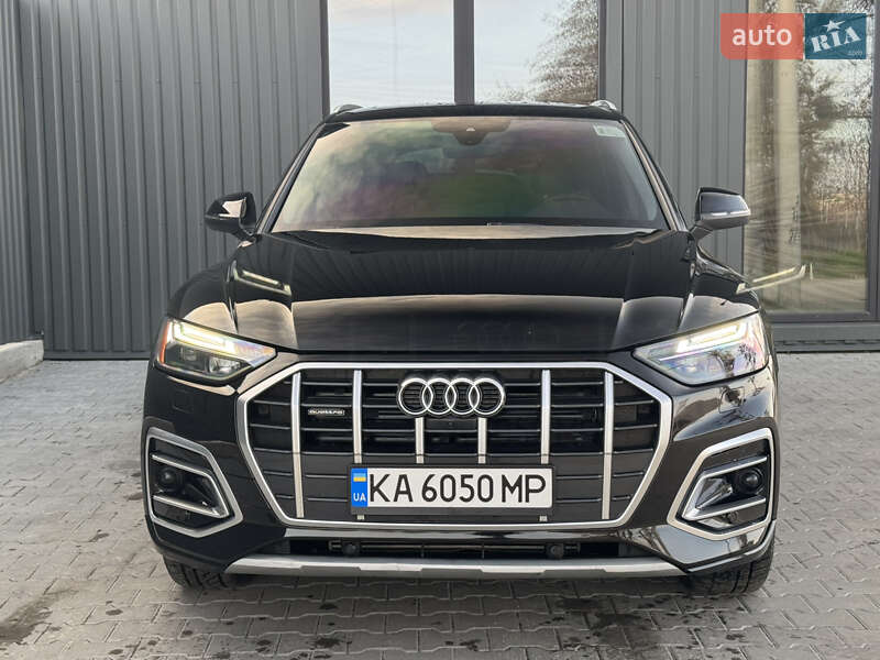 Позашляховик / Кросовер Audi Q5 2020 в Києві