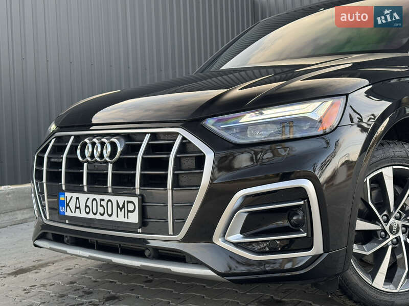 Позашляховик / Кросовер Audi Q5 2020 в Києві