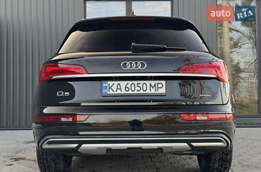 Внедорожник / Кроссовер Audi Q5 2020 в 