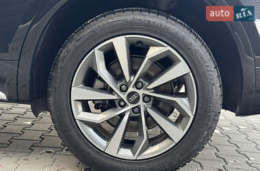 Внедорожник / Кроссовер Audi Q5 2020 в 