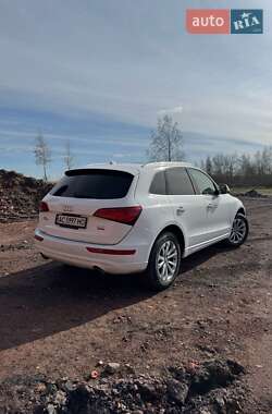 Позашляховик / Кросовер Audi Q5 2014 в 