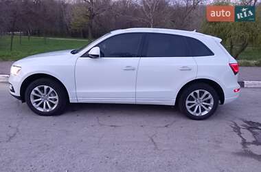 Внедорожник / Кроссовер Audi Q5 2015 в 