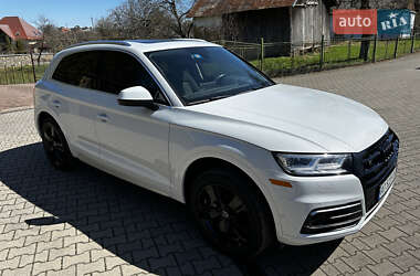 Внедорожник / Кроссовер Audi Q5 2019 в 