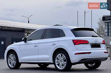 Внедорожник / Кроссовер Audi Q5 2020 в 