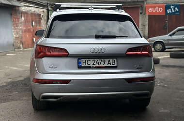 Внедорожник / Кроссовер Audi Q5 2017 в 