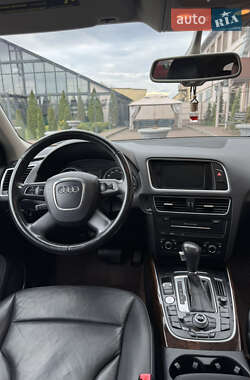 Позашляховик / Кросовер Audi Q5 2011 в 