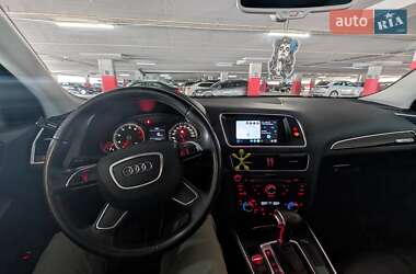 Позашляховик / Кросовер Audi Q5 2013 в 