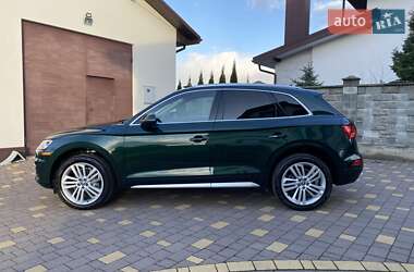 Позашляховик / Кросовер Audi Q5 2018 в 