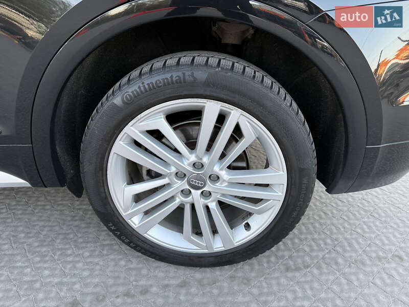 Внедорожник / Кроссовер Audi Q5 2018 в Полтаве