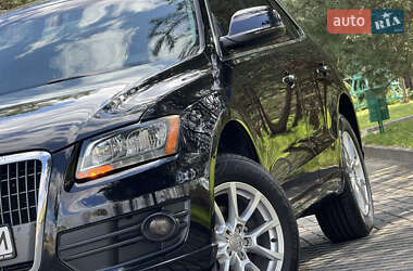 Позашляховик / Кросовер Audi Q5 2010 в 