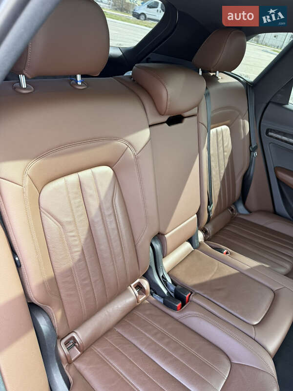 Внедорожник / Кроссовер Audi Q5 2018 в Киеве фото 12 Внедорожник / Кроссовер Audi Q5 2018 в Киеве