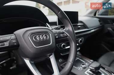 Внедорожник / Кроссовер Audi Q5 2019 в 