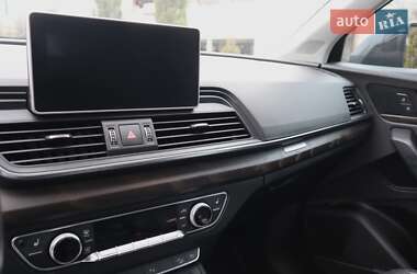 Внедорожник / Кроссовер Audi Q5 2019 в 