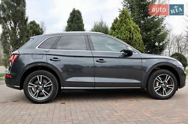 Внедорожник / Кроссовер Audi Q5 2019 в 