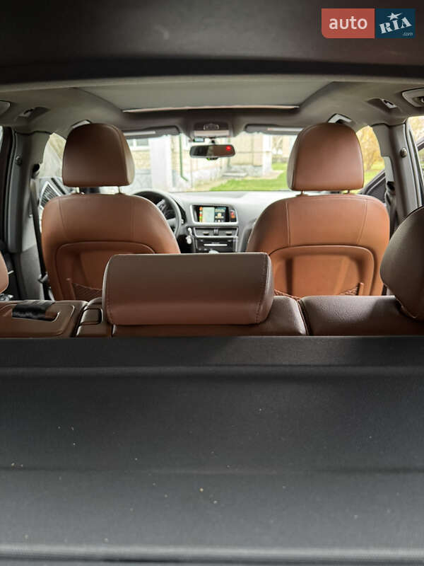 Внедорожник / Кроссовер Audi Q5 2010 в Виннице