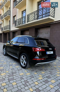 Внедорожник / Кроссовер Audi Q5 2019 в 