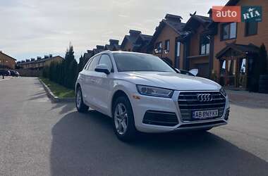 Внедорожник / Кроссовер Audi Q5 2018 в 
