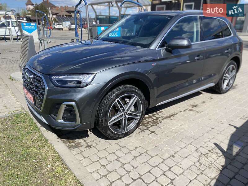 Внедорожник / Кроссовер Audi Q5 2022 в Львове