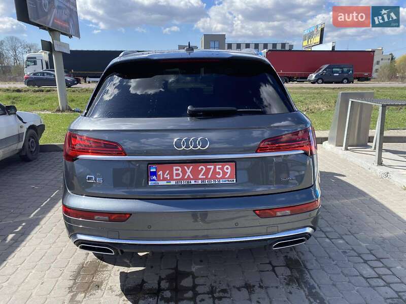 Внедорожник / Кроссовер Audi Q5 2022 в Львове