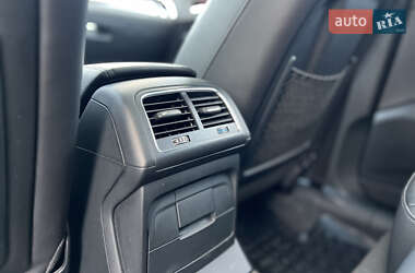 Внедорожник / Кроссовер Audi Q5 2015 в 