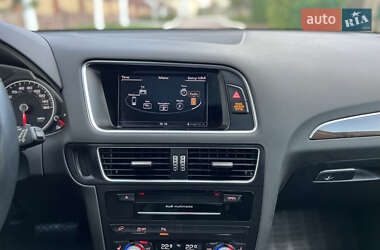 Внедорожник / Кроссовер Audi Q5 2015 в 