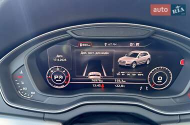Позашляховик / Кросовер Audi Q5 2019 в 
