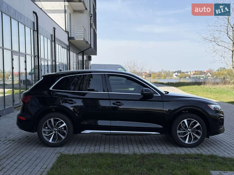 Позашляховик / Кросовер Audi Q5 2021 в Рівному