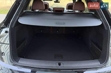 Внедорожник / Кроссовер Audi Q5 2021 в 