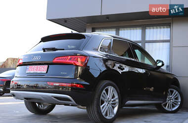 Внедорожник / Кроссовер Audi Q5 2019 в 
