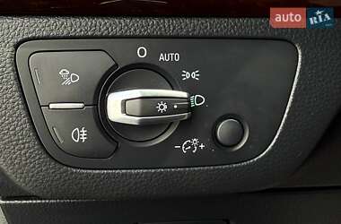 Внедорожник / Кроссовер Audi Q5 2018 в 