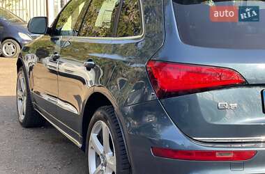 Внедорожник / Кроссовер Audi Q5 2015 в 