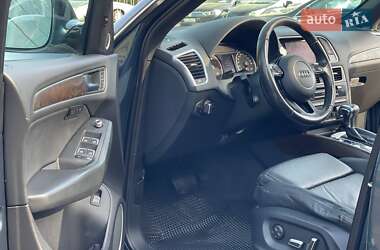 Внедорожник / Кроссовер Audi Q5 2015 в 